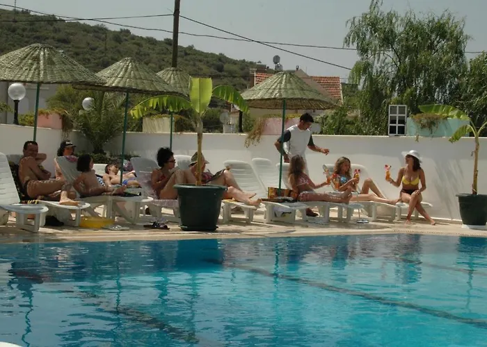 Batihan Apart 3* Kusadası