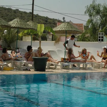 Batihan Apart 3* Kusadasi